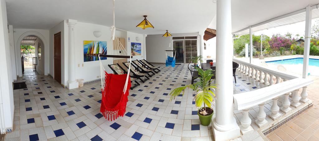 Coral House San Andres Hotel Buitenkant foto