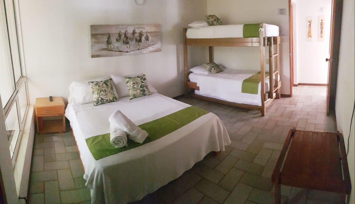 Coral House San Andres Hotel Buitenkant foto